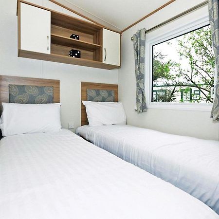 Barmouth Bay Holiday Park Llanddwywe Екстериор снимка