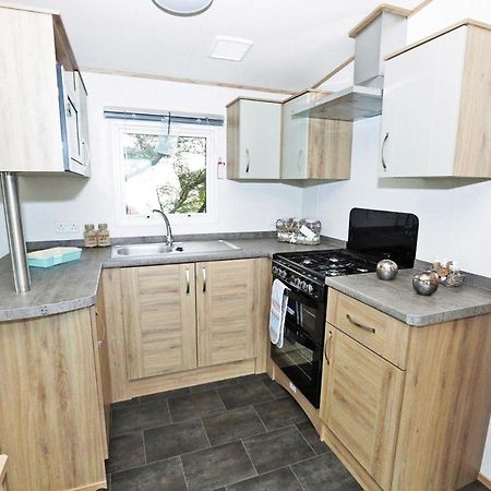 Barmouth Bay Holiday Park Llanddwywe Екстериор снимка