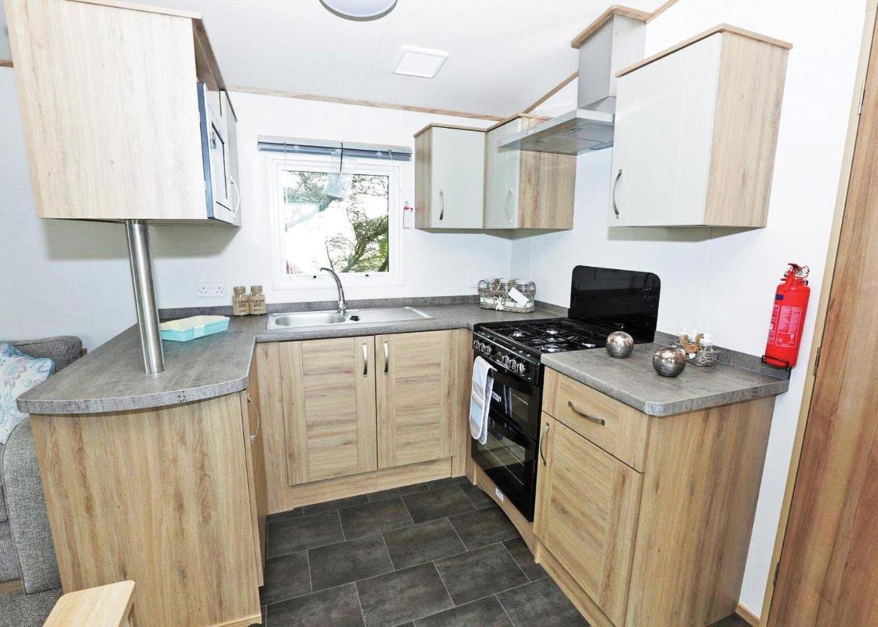 Barmouth Bay Holiday Park Llanddwywe Екстериор снимка